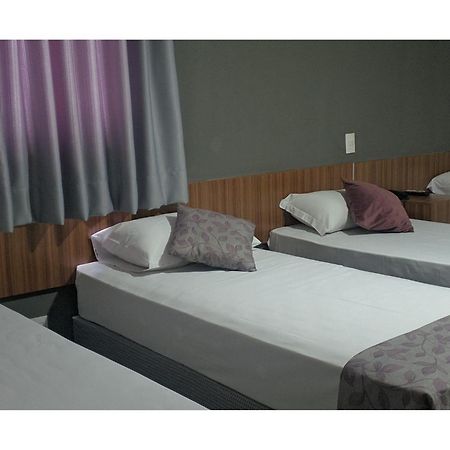 Bombonato Hotel - Facil Acesso Ao Aeroporto E Parque De Exposicoes Abcz Uberaba Ngoại thất bức ảnh