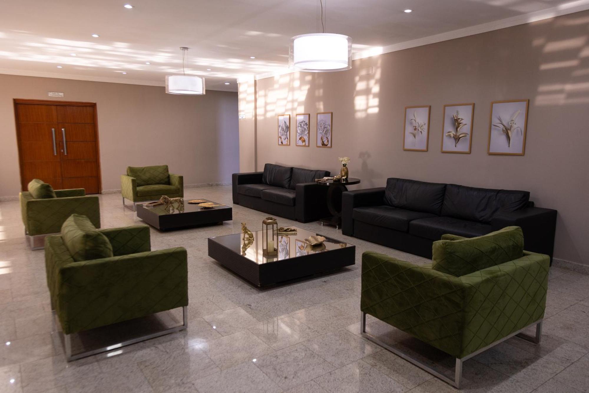 Bombonato Hotel - Facil Acesso Ao Aeroporto E Parque De Exposicoes Abcz Uberaba Ngoại thất bức ảnh