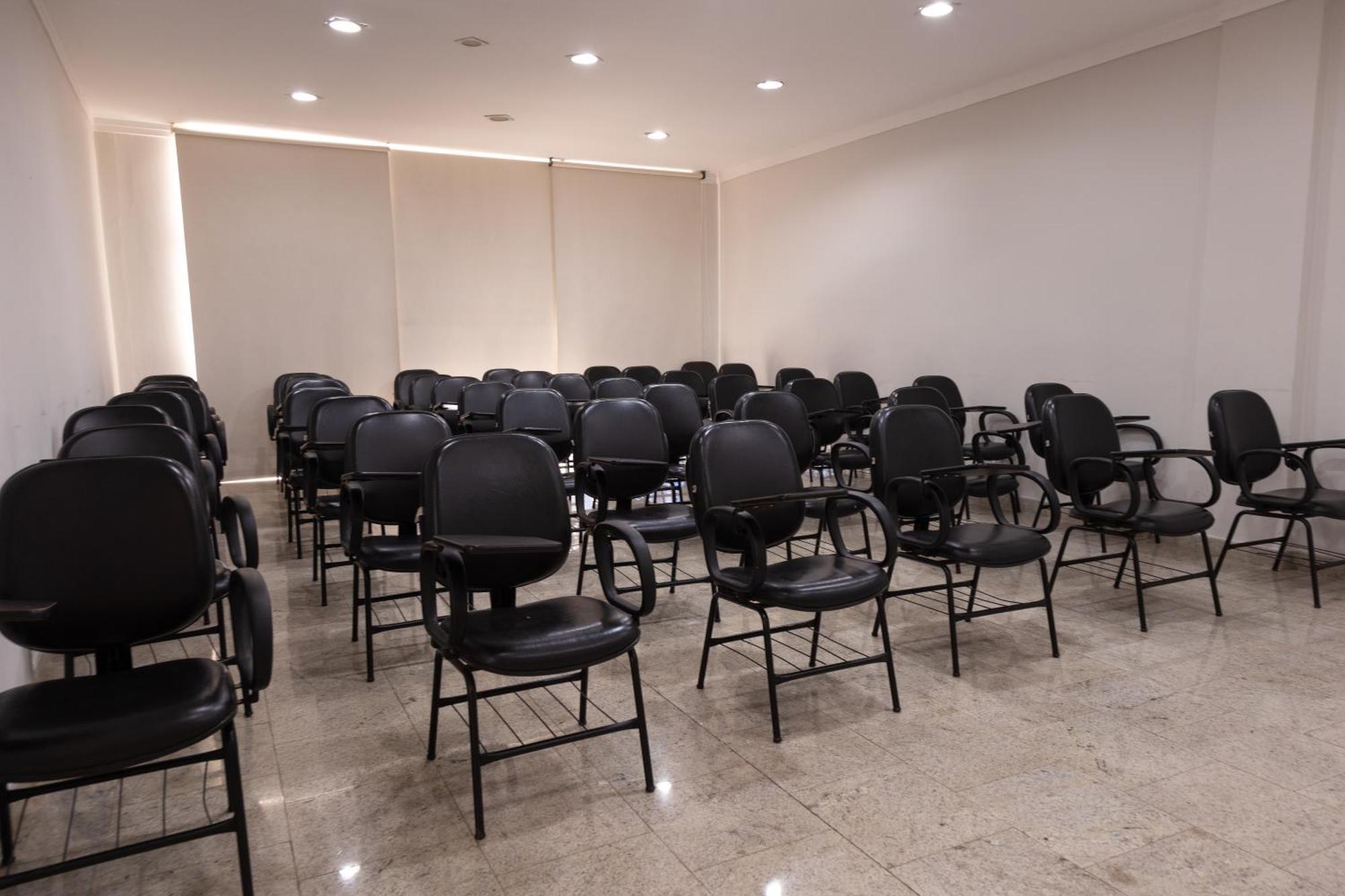 Bombonato Hotel - Facil Acesso Ao Aeroporto E Parque De Exposicoes Abcz Uberaba Ngoại thất bức ảnh