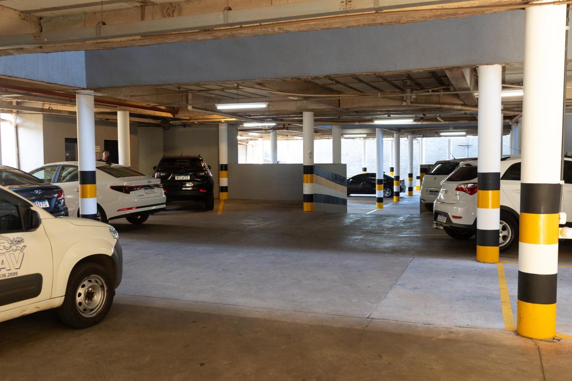 Bombonato Hotel - Facil Acesso Ao Aeroporto E Parque De Exposicoes Abcz Uberaba Ngoại thất bức ảnh