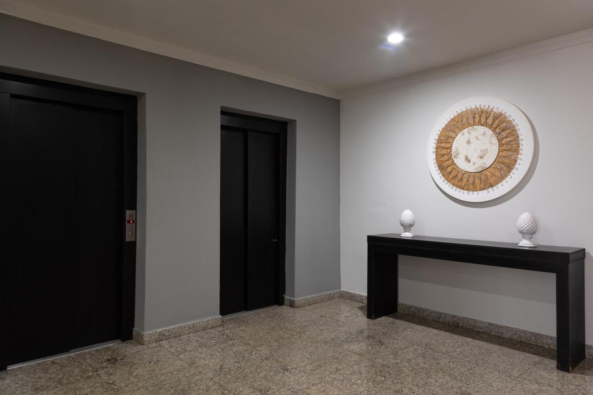 Bombonato Hotel - Facil Acesso Ao Aeroporto E Parque De Exposicoes Abcz Uberaba Ngoại thất bức ảnh
