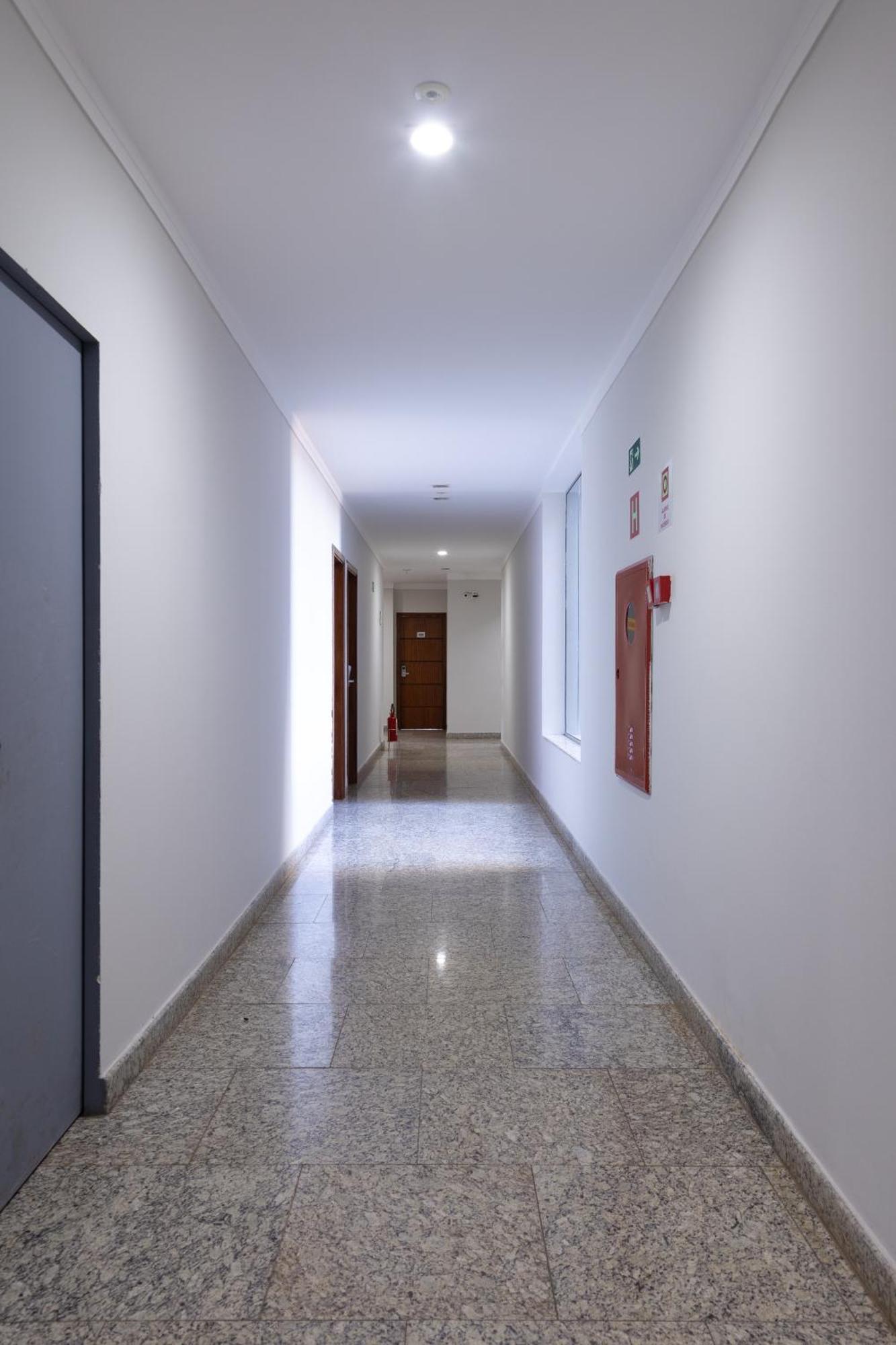 Bombonato Hotel - Facil Acesso Ao Aeroporto E Parque De Exposicoes Abcz Uberaba Ngoại thất bức ảnh